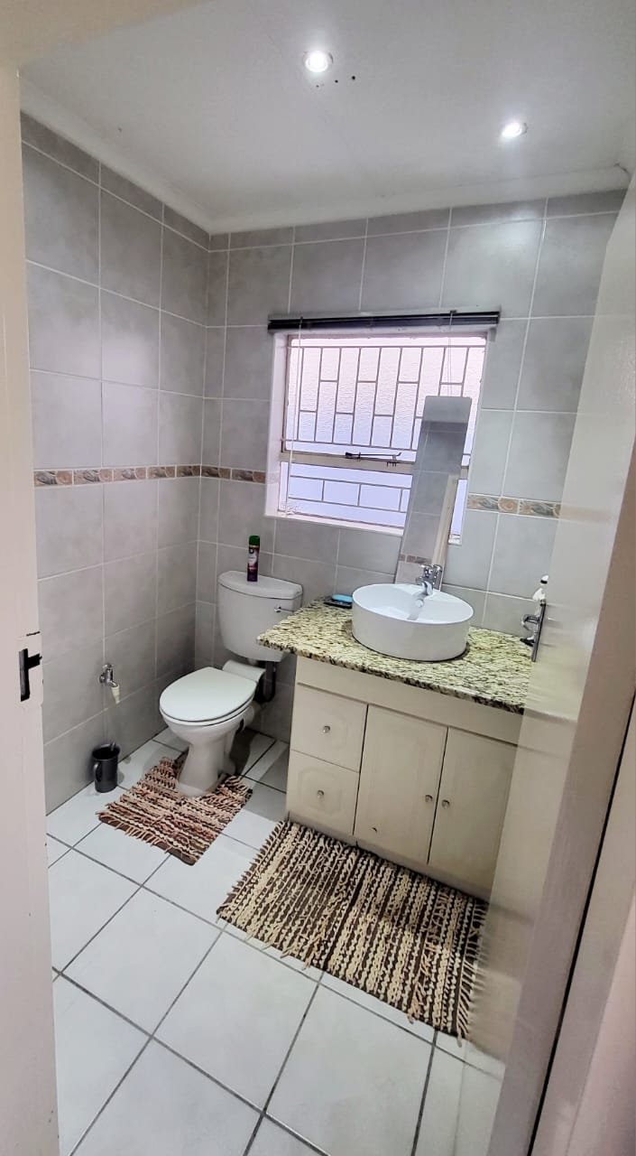 4 Bedroom Property for Sale in Manzil Park North West